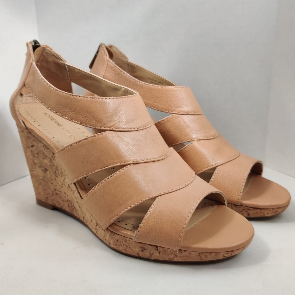 ADRIENNE VITTADINI Cate Wedge Nude Leather Sandals